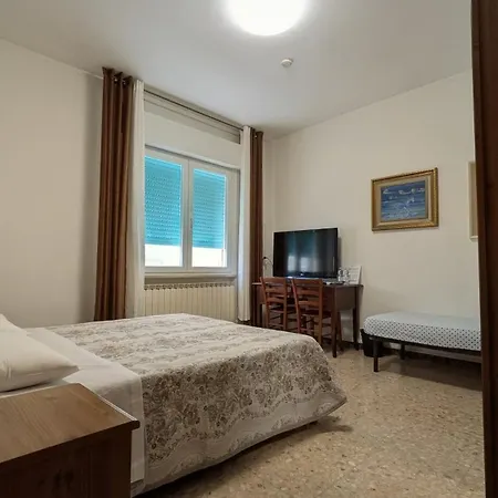 Casa Elvezia 3* SantʼElpidio a Mare